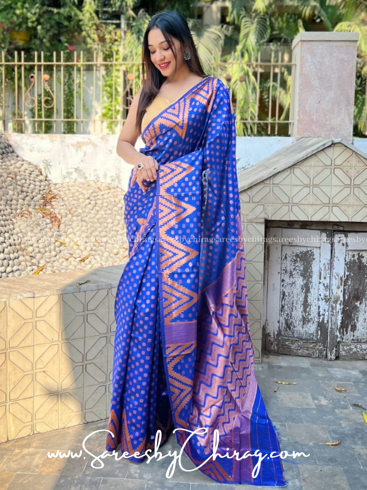 Blue Experience Luxury with a Gorgeous Woven Banarasi Silk Saree